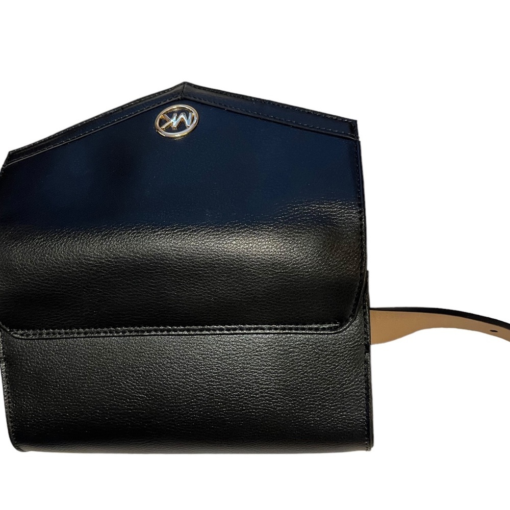 Michael Kors Black Leather Belt/Travel Bag with Signature Logo in Gold Tone ✨ - Picture 11 of 12